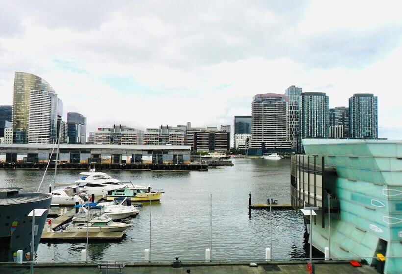 Akom At Docklands