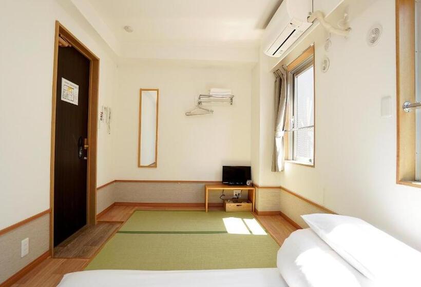فندق صغير House Ikebukuro
