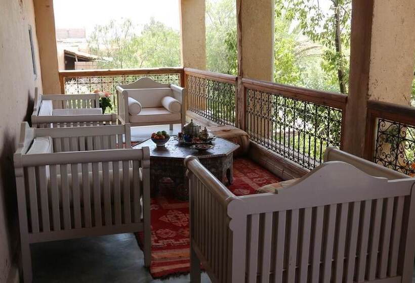 تختخواب و صبحانه Kasbah Gousteau