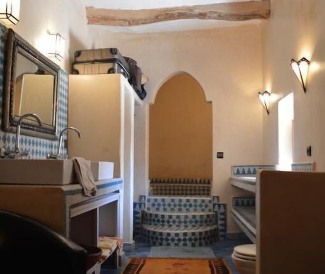 تختخواب و صبحانه Kasbah Gousteau