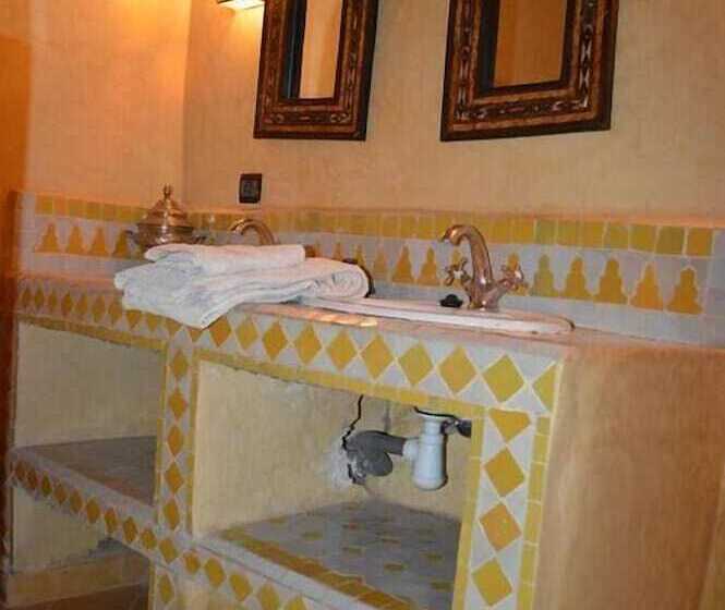 تختخواب و صبحانه Kasbah Gousteau