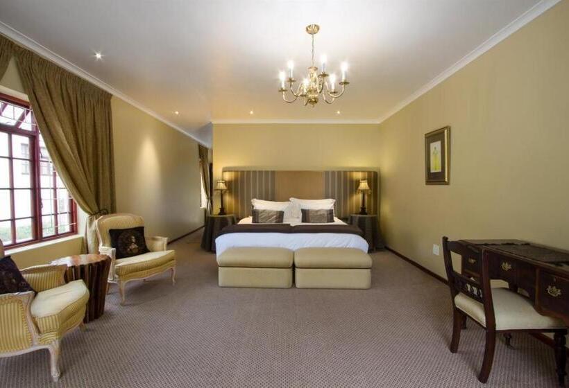 تختخواب و صبحانه Milkwood Lodge