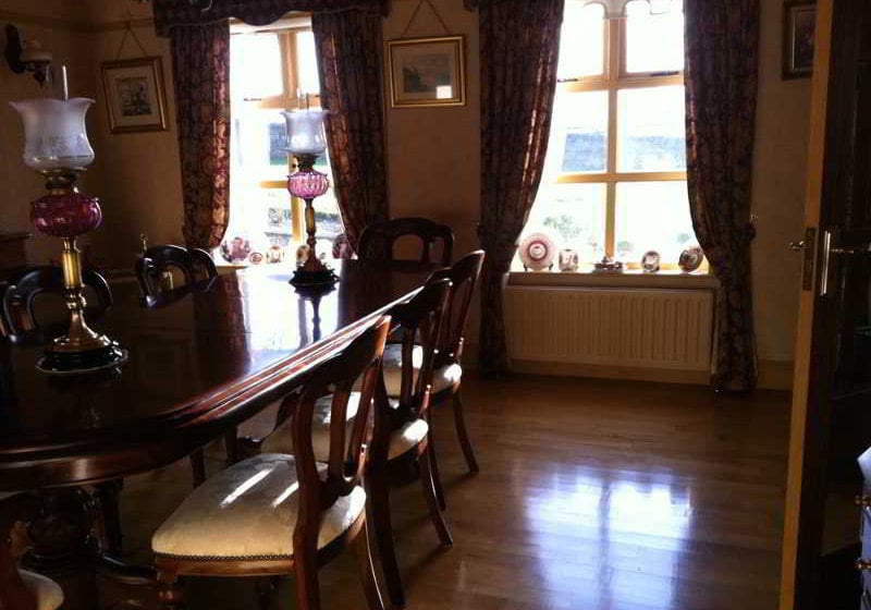 مبيت وإفطار Coolmore House