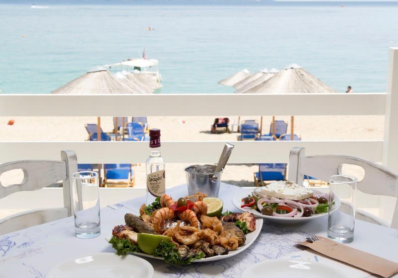 Enjoy Lichnos Bay Village, Camping, Hotel & Apartments