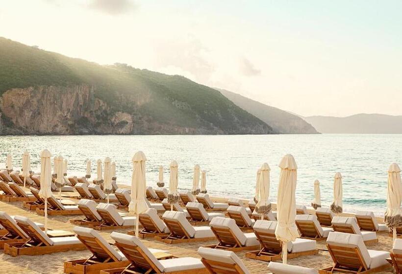 Enjoy Lichnos Bay Village, Camping, Hotel & Apartments