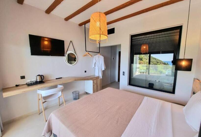 Enjoy Lichnos Bay Village, Camping, Hotel & Apartments