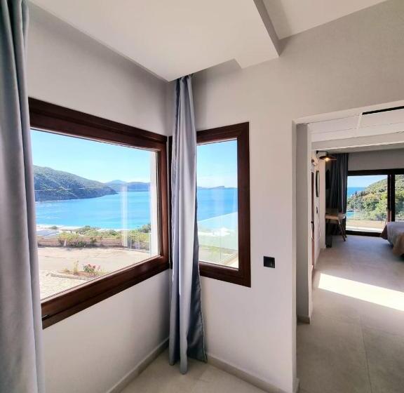 Enjoy Lichnos Bay Village, Camping, Hotel & Apartments