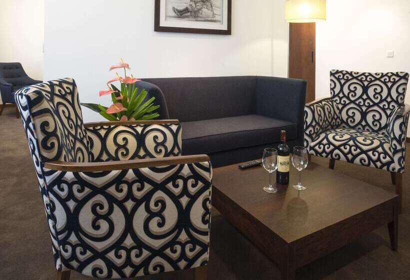 Fiesta Residences Boutique Hotel And Serviced Apartments