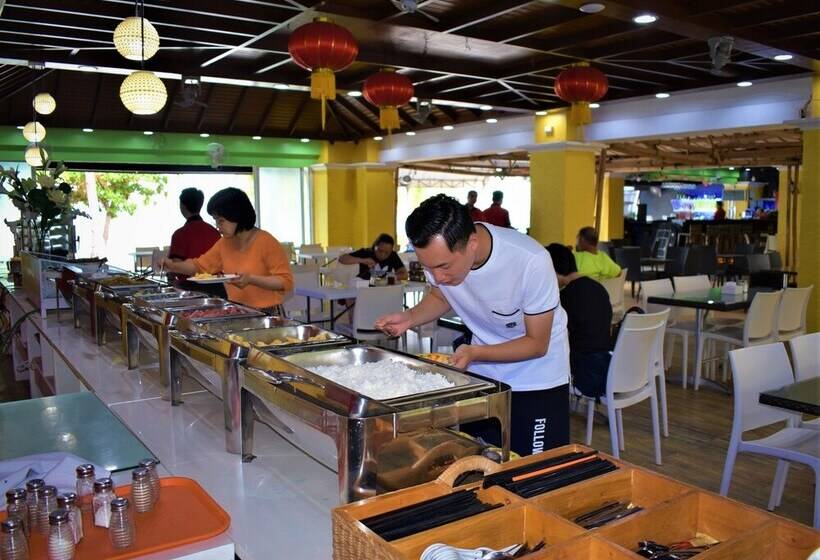 Golden Phoenix Hotel Boracay