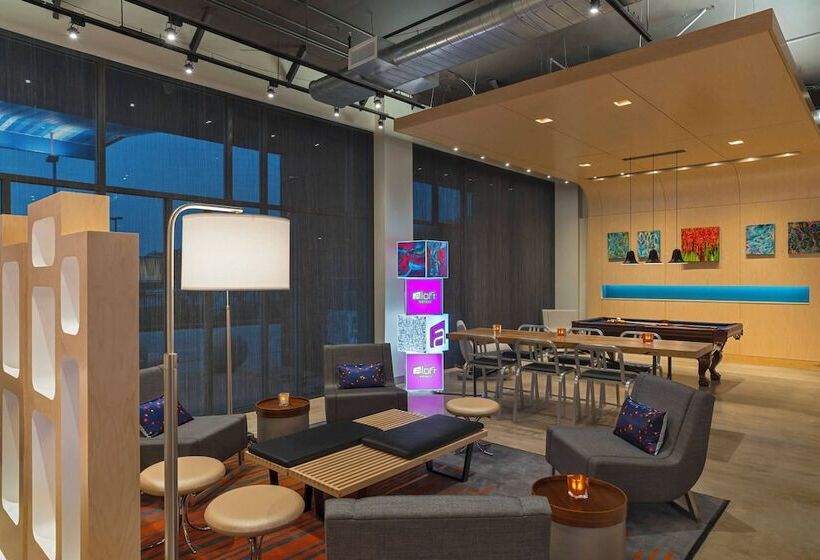 فندق Aloft College Station