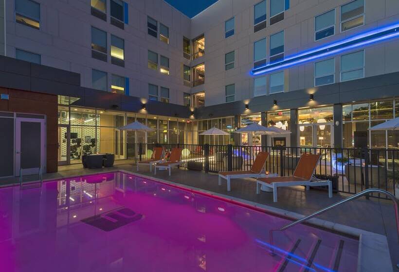 فندق Aloft College Station