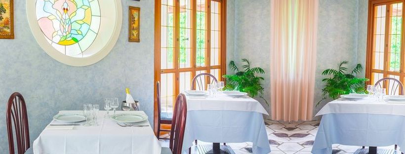 ホテル Ambasciatori