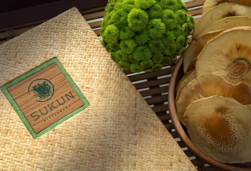 فندق Amnaya Resort Kuta