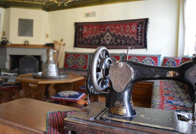 בית מלון כפרי Archontariki Historic Boutique