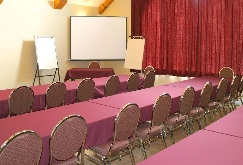 فندق Auberge Bouctouche Inn & Suites