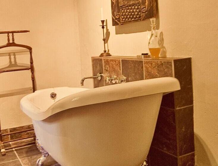 בית מלון כפרי Augusta De Mist Country House