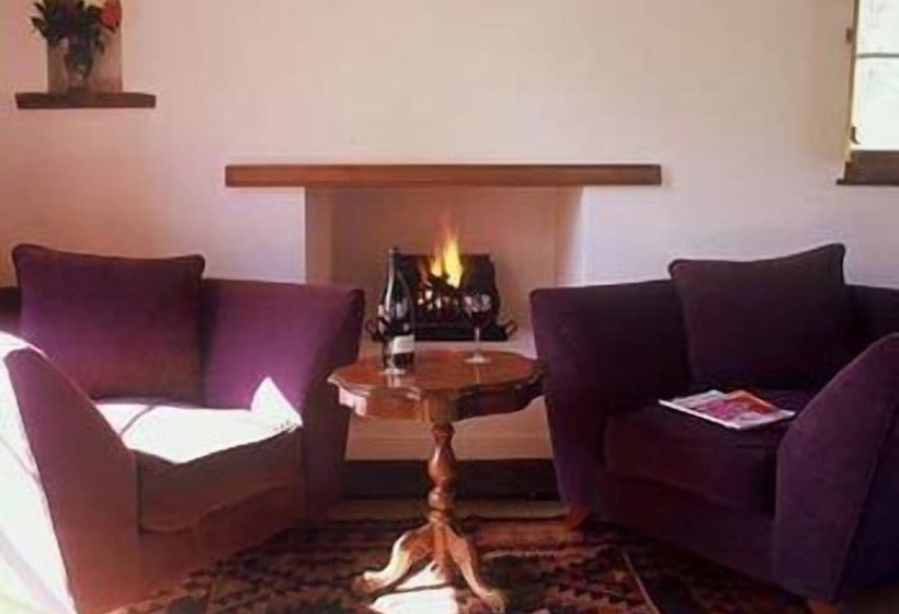 בית מלון כפרי Augusta De Mist Country House