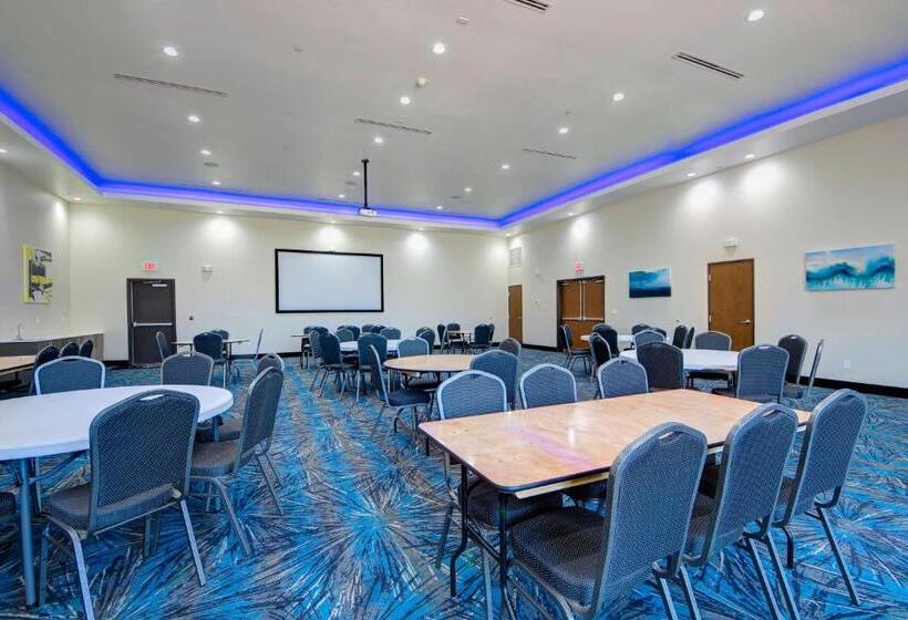 בית מלון כפרי Best Western Plus Inn Of Muskogee