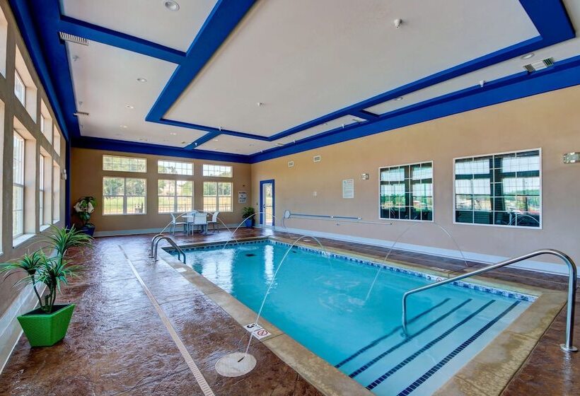 בית מלון כפרי Best Western Plus Inn Of Muskogee