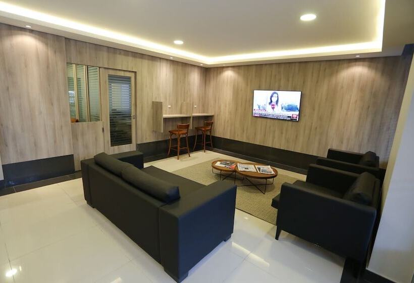 Отель Caiua Express Umuarama