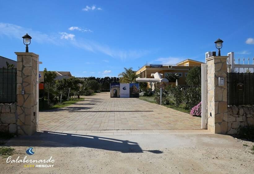 호텔 Calabernardo Resort