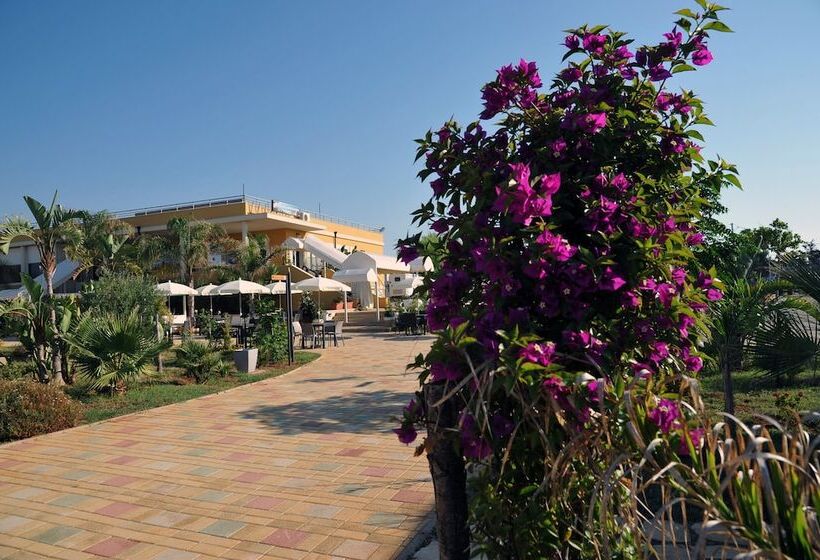 호텔 Calabernardo Resort