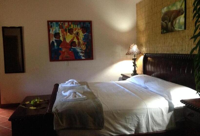 Отель Casa Manglar Villa