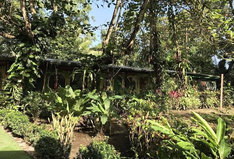 Отель Casa Manglar Villa