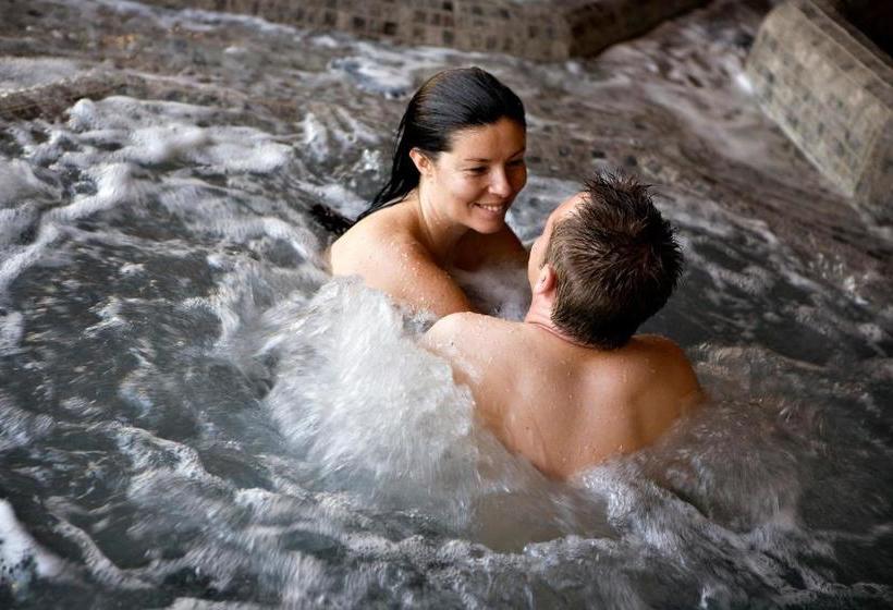 ホテル Cgh Résidences & Spas Les Chalets De Flambeau