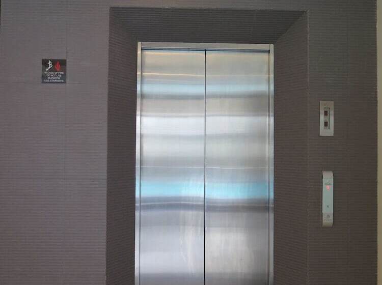 هتل Circle Inn  Iloilo City Center