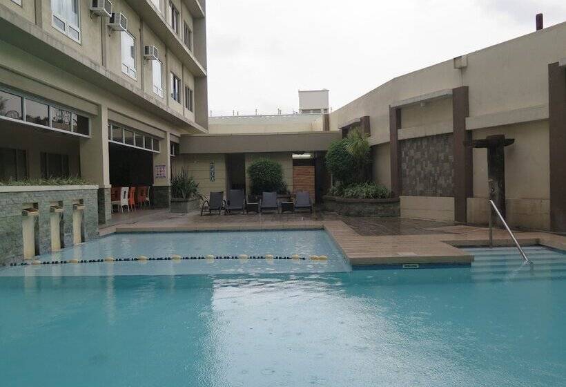 هتل Circle Inn  Iloilo City Center