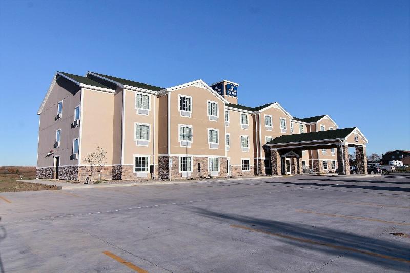 Cobblestone Hotel & Suites   Beulah