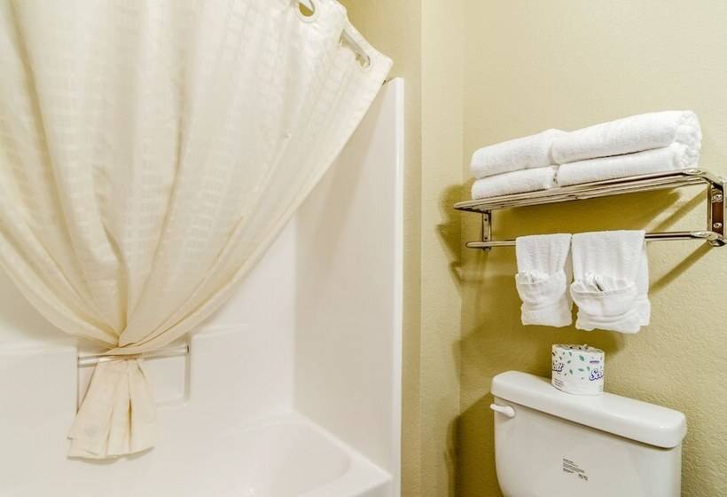 فندق Cobblestone Inn & Suites  Cambridge