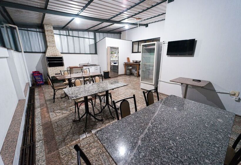 酒店 Condall Palace