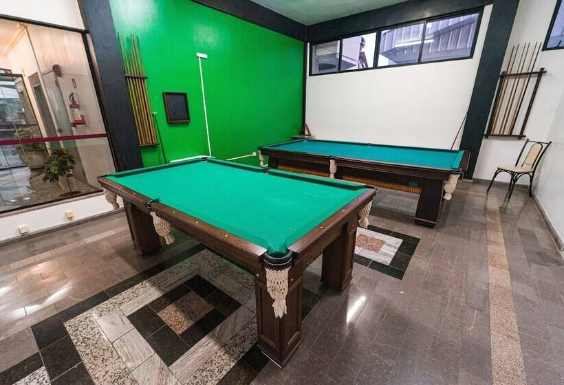 酒店 Condall Palace