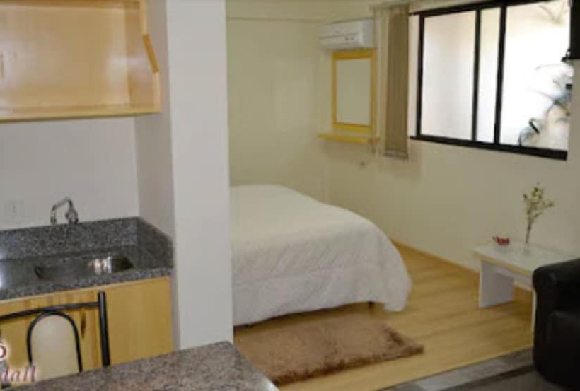 酒店 Condall Palace