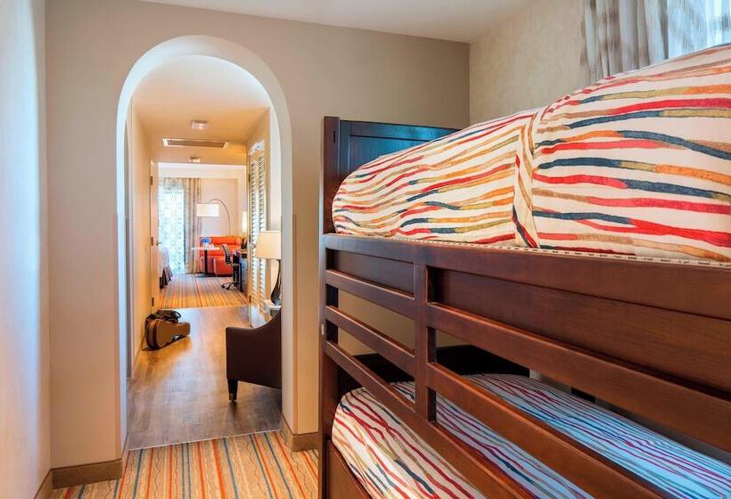 Отель Courtyard By Marriott Anaheim Theme Park Entrance