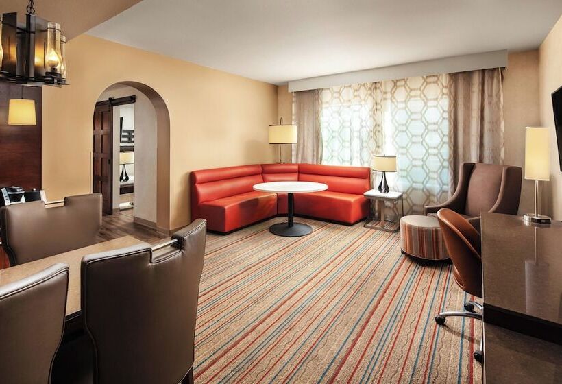 בית מלון כפרי Courtyard By Marriott Anaheim Theme Park Entrance