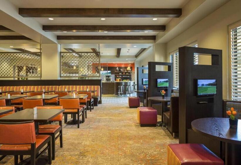 Отель Courtyard By Marriott Anaheim Theme Park Entrance