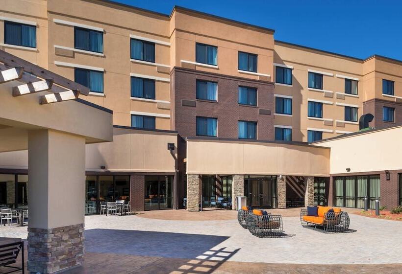 فندق Courtyard By Marriott Jacksonville