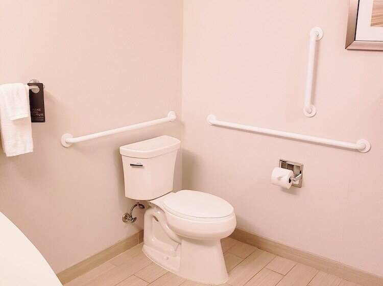 فندق Courtyard By Marriott Jacksonville