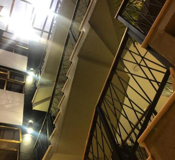 בית מלון כפרי D  Leon