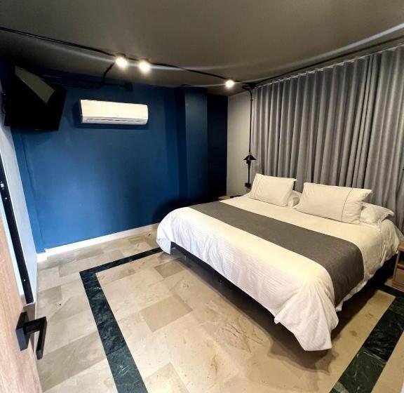 בית מלון כפרי D  Leon