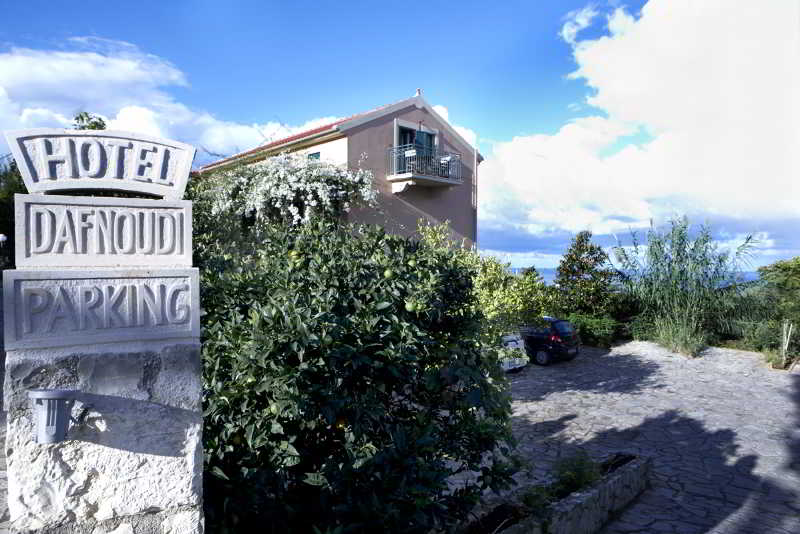 בית מלון כפרי Dafnoudi