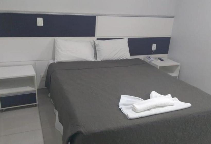 בית מלון כפרי Dallas