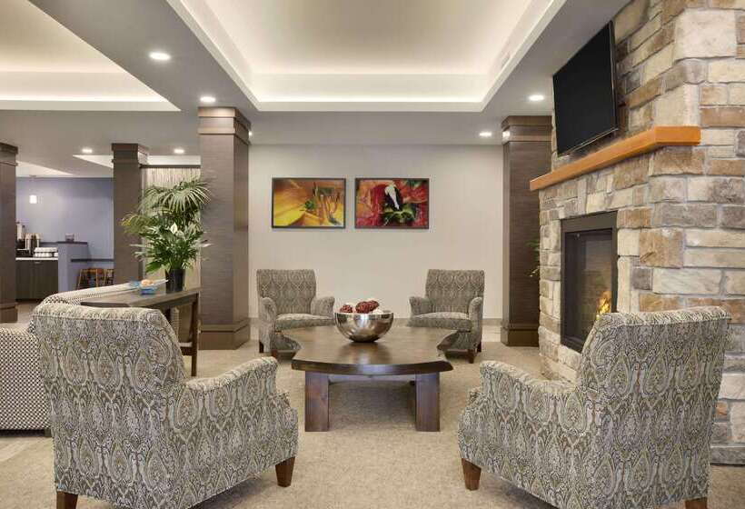 فندق Days Inn & Suites By Wyndham Lindsay