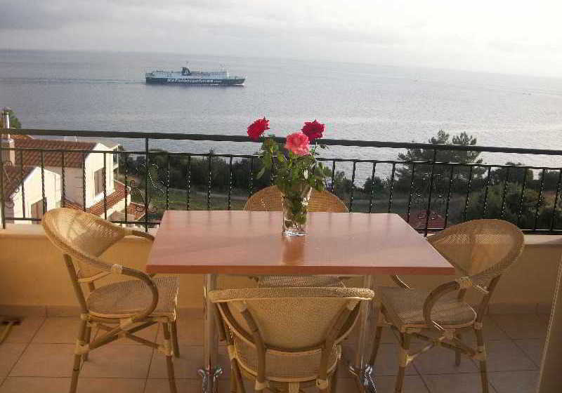 בית מלון כפרי Dioni Studios & Apartments