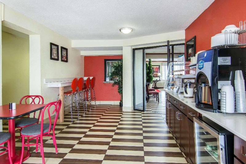 ホテル Econo Lodge Weldon  Roanoke Rapids