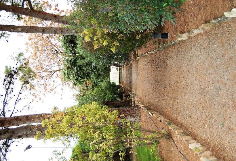 هتل El Cortijo De Daimiel