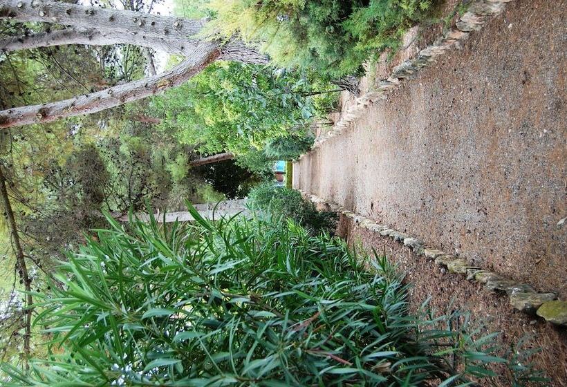 هتل El Cortijo De Daimiel